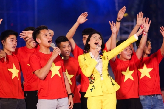 Mỹ Tâm mặc vest đẹp nhất showbiz