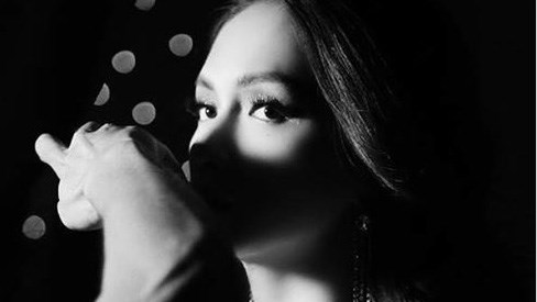 Bị fan Hương Giang Idol chỉ trích 'hám fame', Hồng Quế đáp trả: 'Không có học giống chủ'