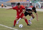U19 Việt Nam 0-0 U19 Lào: Chờ cơn mưa bàn thắng (H1)