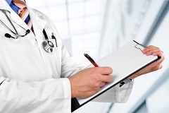 Vợ bác sỹ thẩm mỹ chết lặng sau cánh cửa phòng khám tư