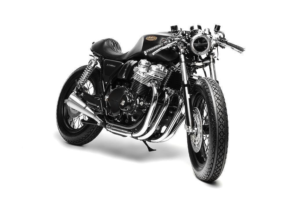 Xe độ cafe racer Ý Honda CB1100