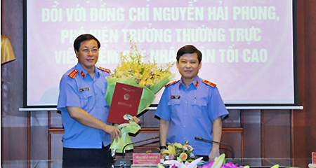 Trao quyết định của Chủ tịch nước đối với ông Nguyễn Hải Phong