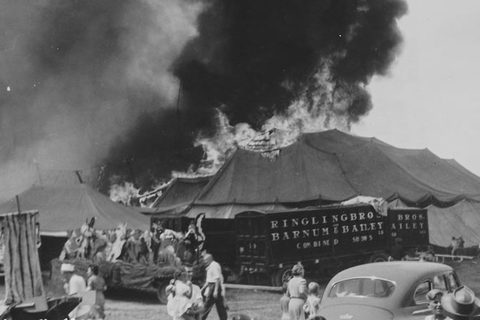 vụ cháy rạp xiếc ở Hartford, Mỹ ngày 6/7/1944