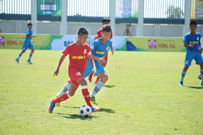 Sôi động giải bóng đá U13 toàn quốc 2018