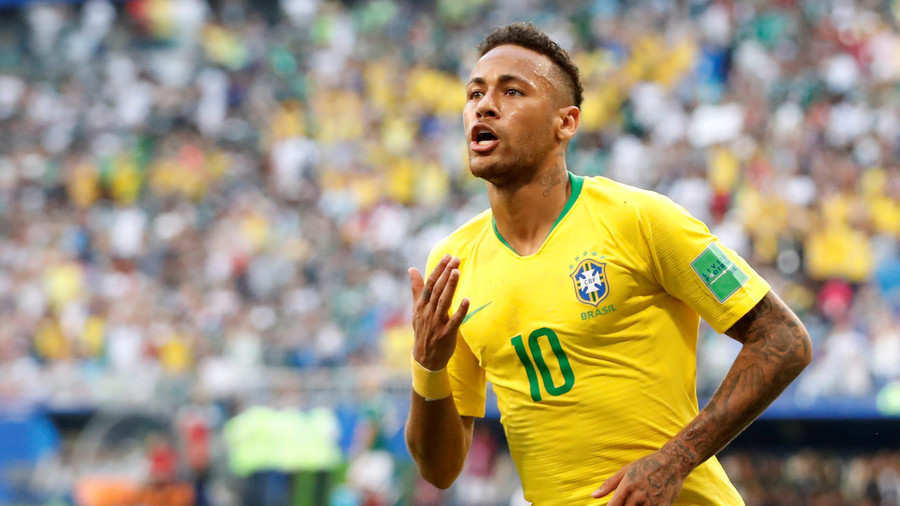 Neymar ăn vạ 14 phút, thách ghi hat-trick lưới Bỉ