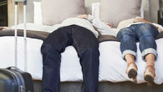 Vì sao bạn luôn mệt mỏi dù đang tận hưởng kỳ nghỉ? Vì sao bạn luôn mệt mỏi dù đang tận hưởng kỳ nghỉ?