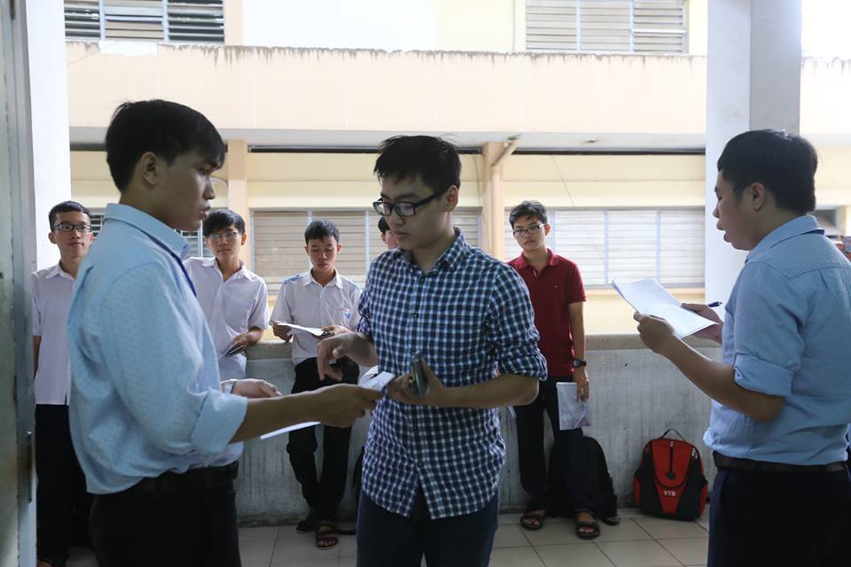 {title} 5.000 học sinh làm bài thi đánh giá năng lực tranh 2500 suất vào ĐH Quốc gia TP.HCM
