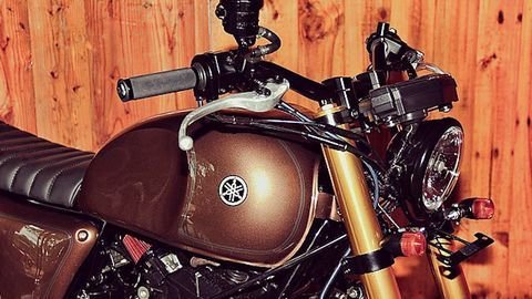 Xe độ hoài cổ “thoát xác” từ sportbike Yamaha R25