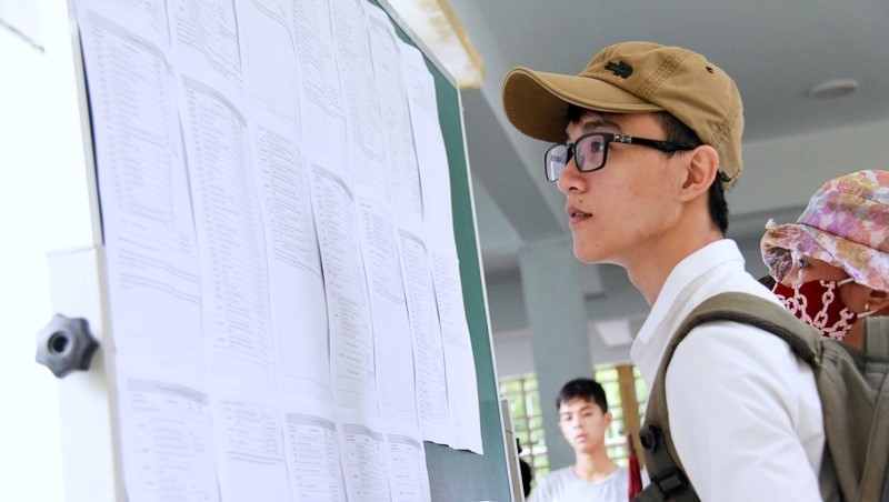 Những thí sinh đầu tiên trúng tuyển đại học năm 2018