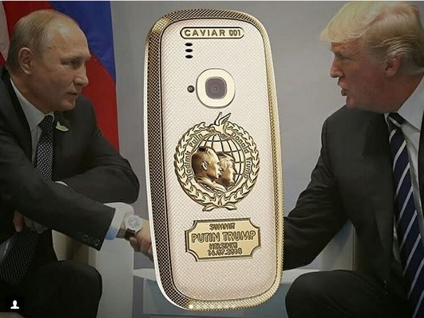 Nokia mạ vàng phiên bản Trump - Putin giá hơn 60 triệu đồng