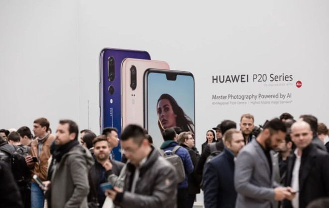 Lắp mạng 5G tại Hàn Quốc, Huawei chiếm sân nhà của Samsung?