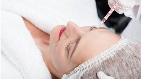 Tiêm botox để trẻ mãi không già, ai ngờ bị bại liệt vĩnh viễn