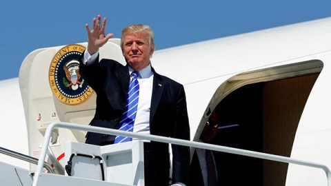 Ông Trump tiết lộ màu sắc của Không Lực Một mới