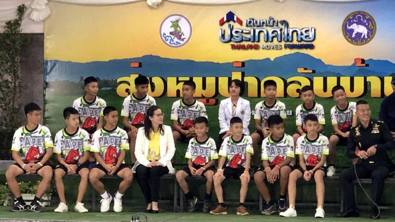 Đội bóng Thái chính thức giải mã các bí ẩn về vụ mắc kẹt