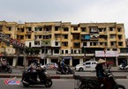 Cưỡng chế giải phóng mặt bằng chung cư tiền tỷ hoang tàn trên đất vàng Hà Nội