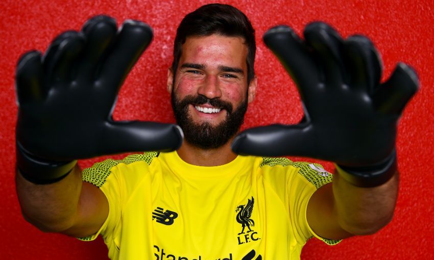 MU mất Pogba vào tay Barca, Alisson ký 6 năm với Liverpool