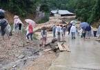 Bơi ra dòng lũ cứu bé trai, Phó bí thư xã bị cuốn tử vong