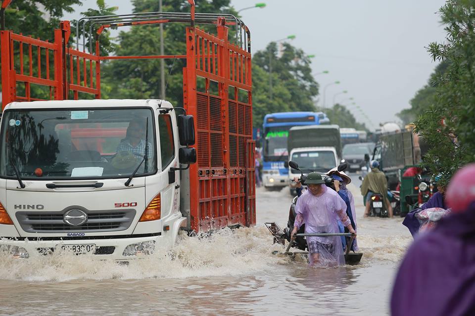 Dự báo thời tiết 22/7: Hà Nội tiếp tục có mưa rất to