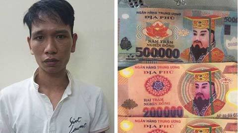 Lái xe taxi mới là người trả lại 900.000 đồng tiền âm phủ cho khách Tây