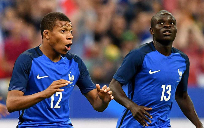 MU 'bắt cóc' trung vệ 65 triệu bảng, PSG chiêu dụ Kante