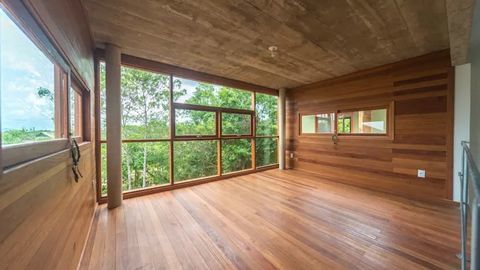 Những mẫu cửa sổ khung gỗ đơn giản cho nhà đẹp