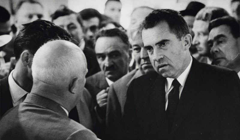 Ngày này năm xưa: Cuộc tranh luận nảy lửa Xô-Mỹ