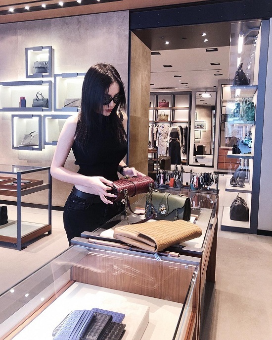 {title} Quang Vinh lần đầu khoe cha, phủ nhận là 'thiếu gia Nguyễn Kim'