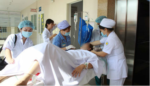 Thai phụ mang thai 31 tuần bỗng bị hoại tử ruột tím đen
