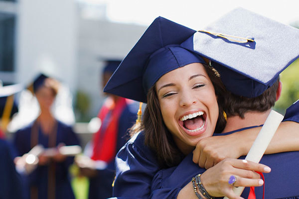 Học bổng Thắp Sáng Niềm Tin dành cho sinh viên nghèo hiếu học