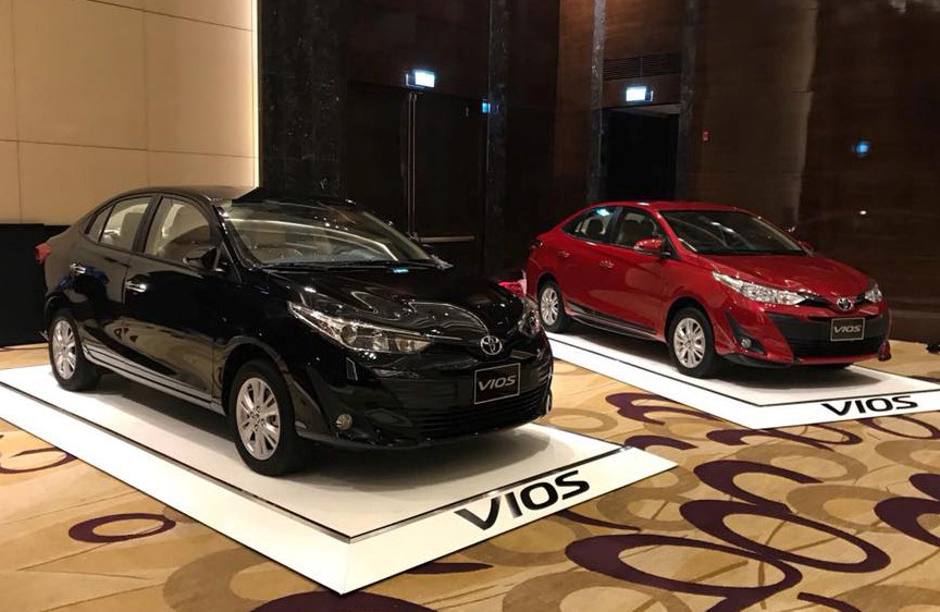 Sedan hạng B tại VN - nghịch lý của 'thùng tôn di động' Toyota Vios