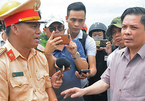 Bộ trưởng Nguyễn Văn Thể tới hiện trường vụ tai nạn ở Quảng Nam