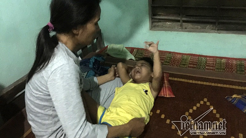 Tai nạn ở Quảng Nam: Lời hứa dở dang với đứa con tật nguyền