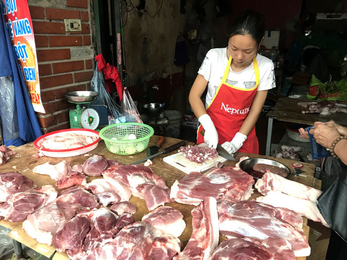 Xôn xao khắp chợ Hà thành, khách mua giật mình kêu ca