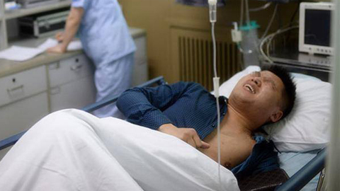 Thanh niên bị suy thận cấp sau quan hệ, vì bạn gái cho uống thuốc kích dục quá liều