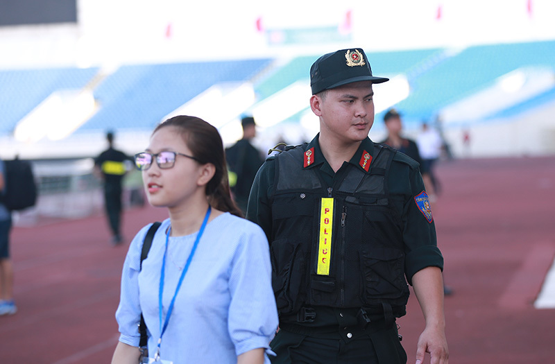 Xuân Trường tiết lộ, Olympic Việt Nam 'đua' nhau quyết liệt