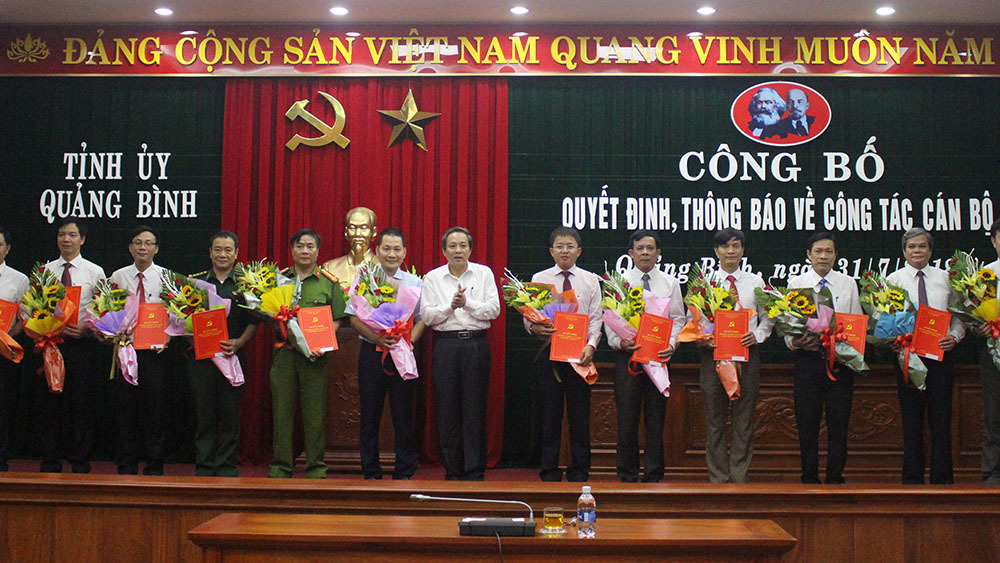 Kiện toàn nhân sự 9 địa phương