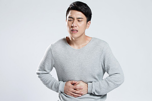 Vì sao viêm đại tràng mạn tính khó chữa?