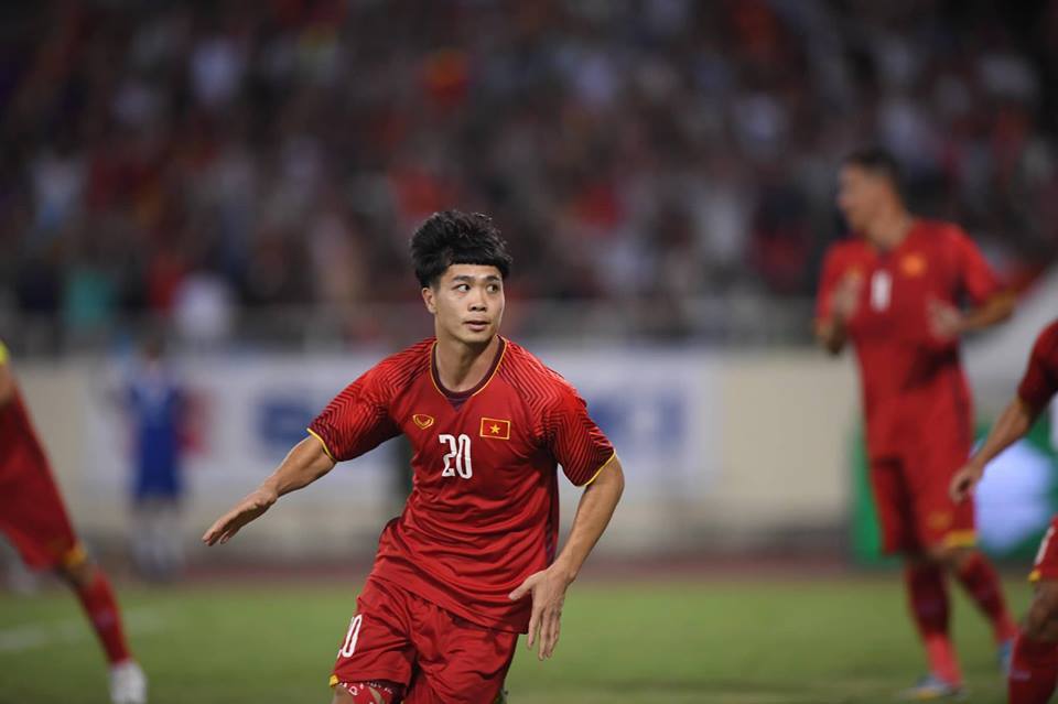 U23 Việt Nam: Bay nữa đi, Công Phượng!