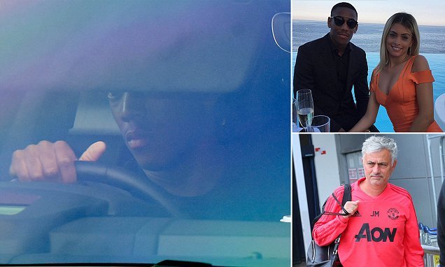 Martial nổi loạn: Diễn biến