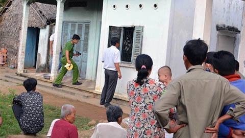 Giữa đêm gã đàn ông điên cuồng đâm vợ, đốt nhà, 2 người tử vong