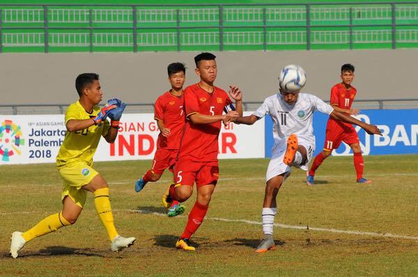 Hoà Myanmar, U16 Việt Nam mất vé vào bán kết