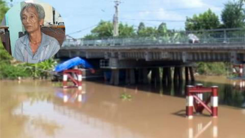 Gã đàn ông bịt miệng người phụ nữ sống trên ghe đến chết