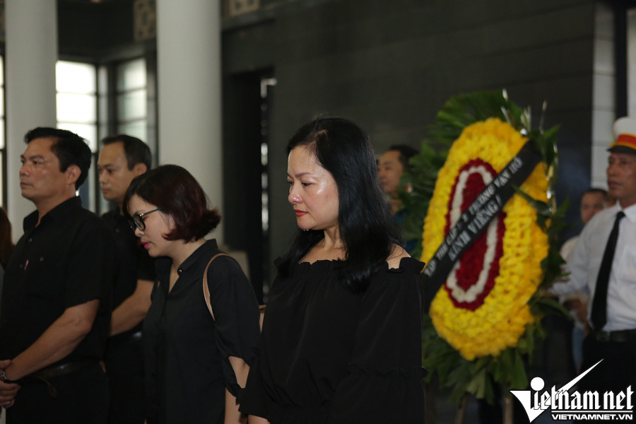 'Thị Nở' Đức Lưu cùng dàn sao Việt nức nở tiễn biệt 'Chí Phèo' Bùi Cường 'Thị Nở' Đức Lưu cùng dàn sao Việt nức nở tiễn biệt 'Chí Phèo' Bùi Cường