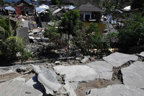 động đất Indonesia