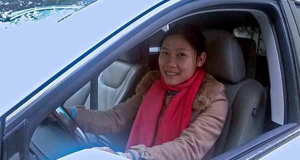 Thuê vệ sĩ riêng, bà chủ lò mổ phát hiện sự thật về con gái