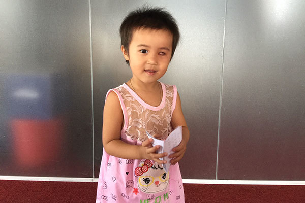 Con bệnh không tiền chữa, lòng mẹ đau như xát muối