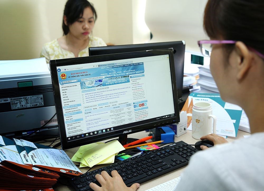 Đấu thầu qua mạng: Nhiều lợi ích nhưng ít người thích