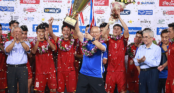 U23 Việt Nam đi Asiad 2018: Hãy tin HLV Park Hang Seo!
