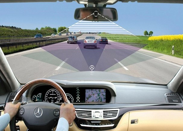 Kỹ năng quan sát khi lái xe ô tô cho tài mới