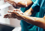 Cảnh báo, siêu vi khuẩn ‘đá bay’ cả nước rửa tay có cồn